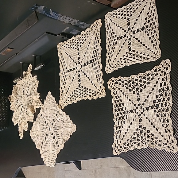 Other - 🍀Handmade vintage decor table doilies